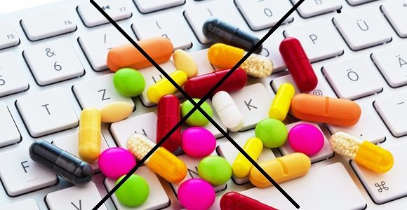 Riesgos de comprar medicamentos falsificados a través de farmacias online – COVID-19